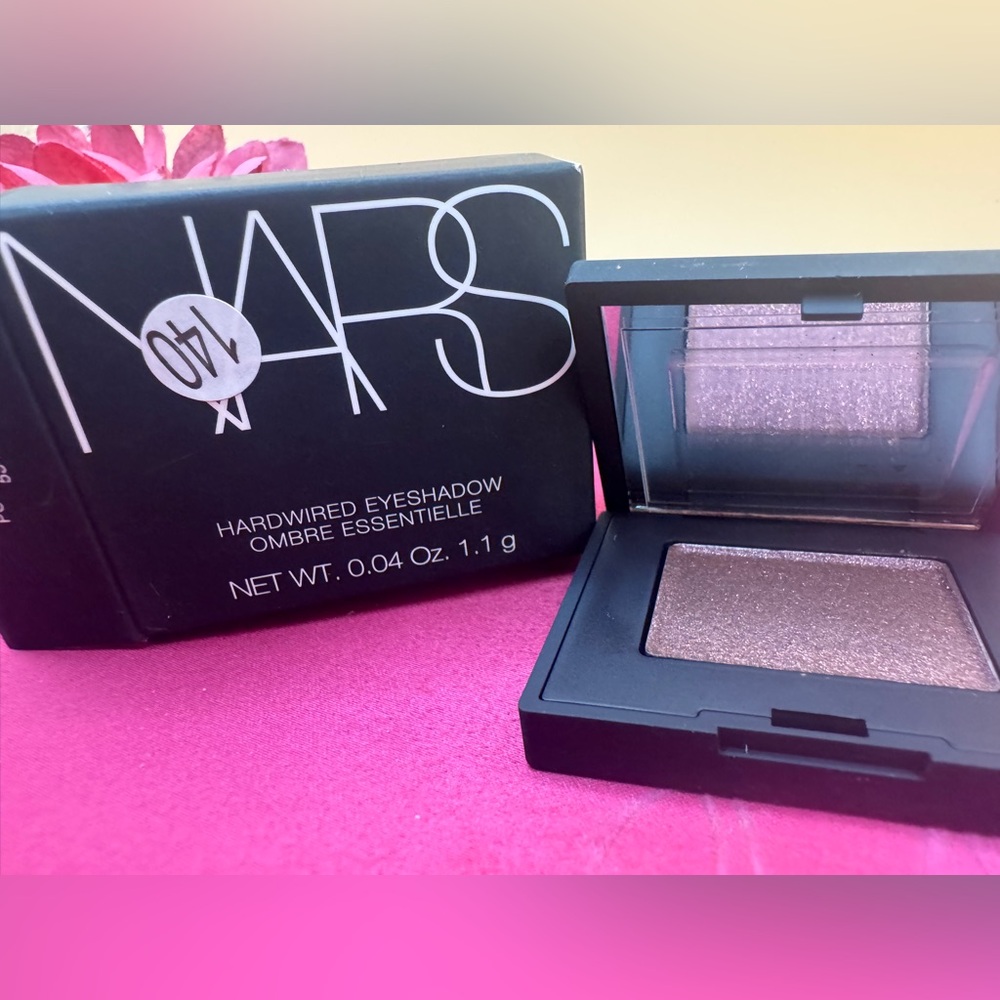 NARS hardwired eyeshadow ‘pointe noire’ 5343